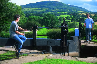 boating holidays on the canals and rivers of England, Scotland and Wales