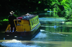 boating vacations on the canals and rivers of England, Scotland and Wales